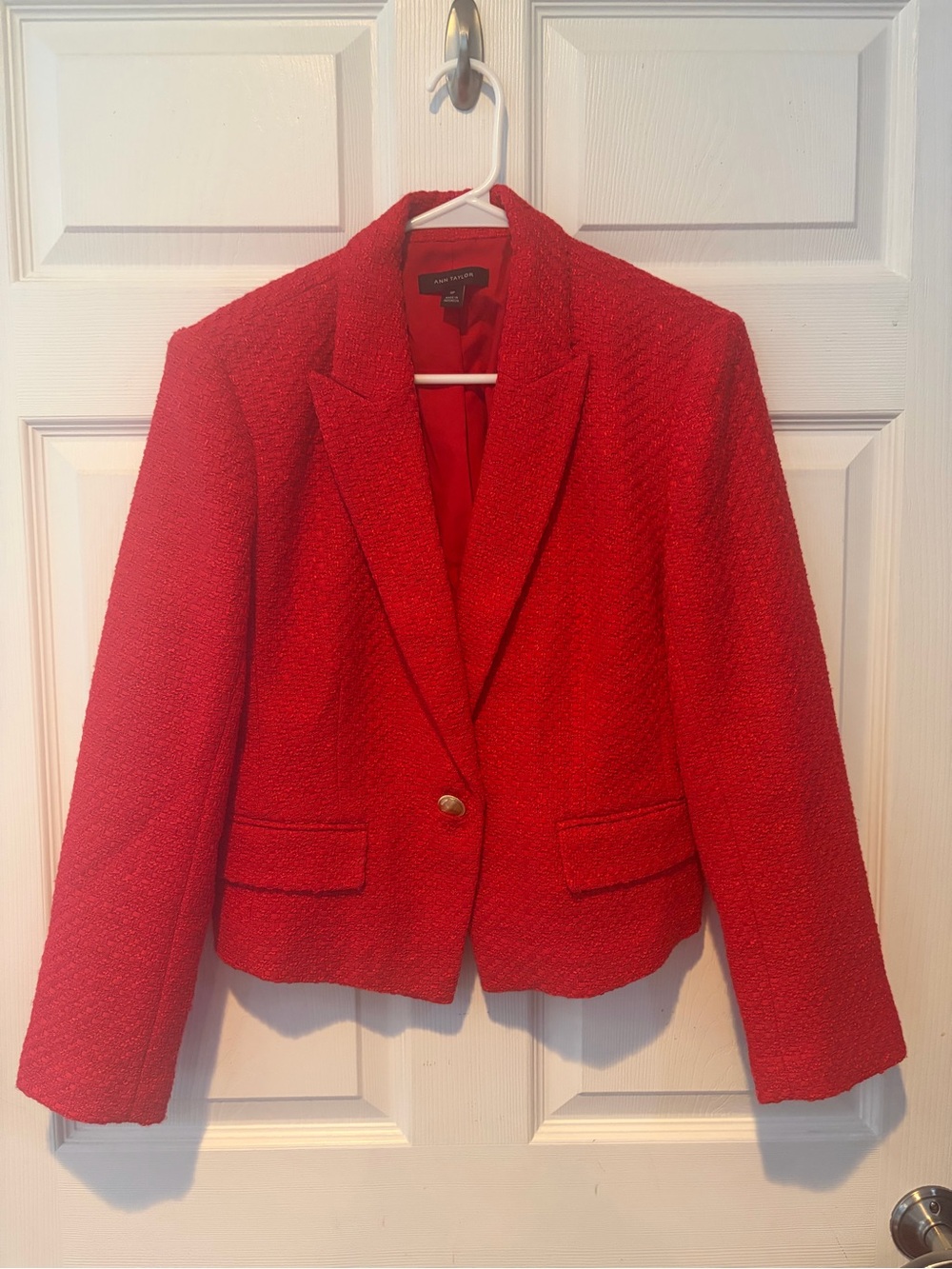 Ann Taylor Red Textured Bouclé Single-Button Blazer